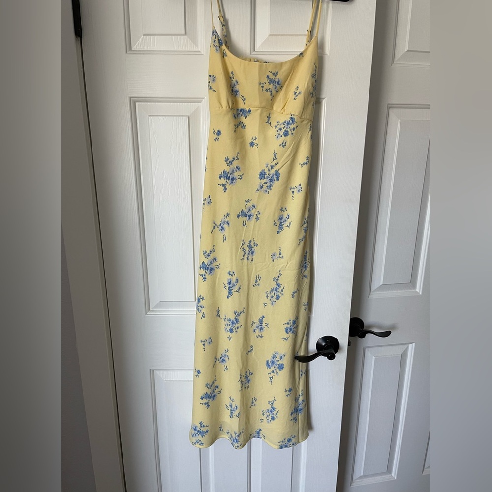 Hollister Floral Yellow Dress - Size Medium
